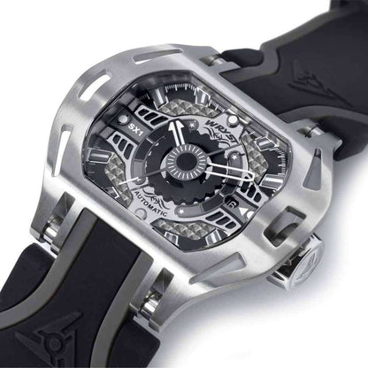 Buy Swiss watches with self-winding automatic movement online Wryst Racer