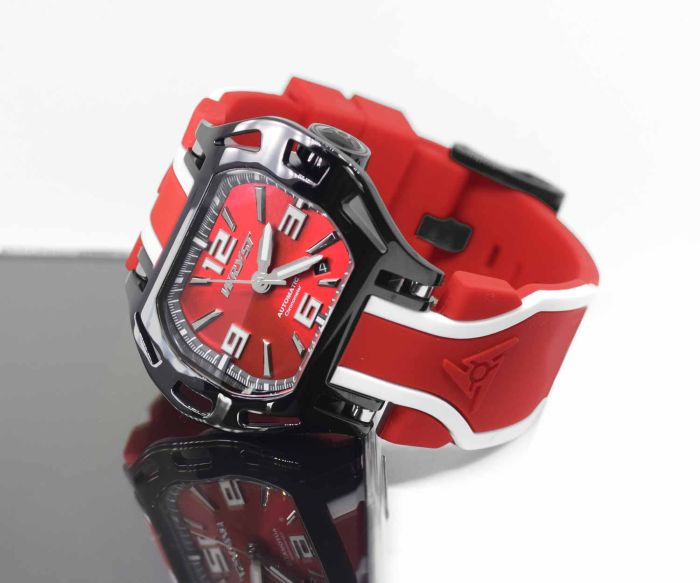 Rote automatische Herrenuhr Wryst Racer